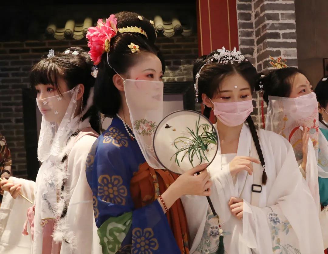 湖北漢服打卡圣地.jpg