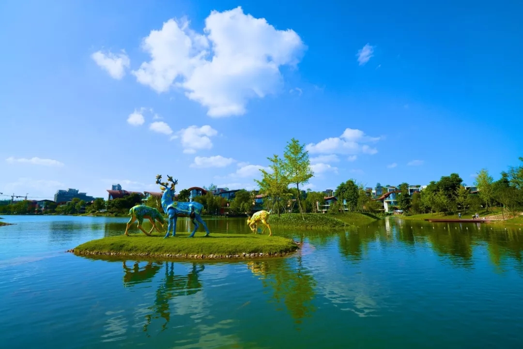 四川成都“天府新區(qū)”首批4A景區(qū)麓湖水城手繪地圖、語音講解、電子導覽等智能導覽系統(tǒng)上線.jpg