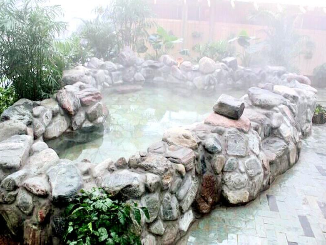 雁鳴湖恐龍谷凌云溫泉智慧電子導(dǎo)覽指南，智慧電子導(dǎo)覽游覽新體驗(yàn).png