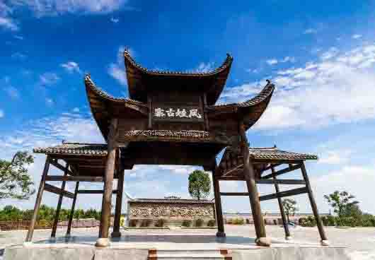 武漢鳳娃古寨景區(qū)智慧導覽系統(tǒng)介紹.jpg