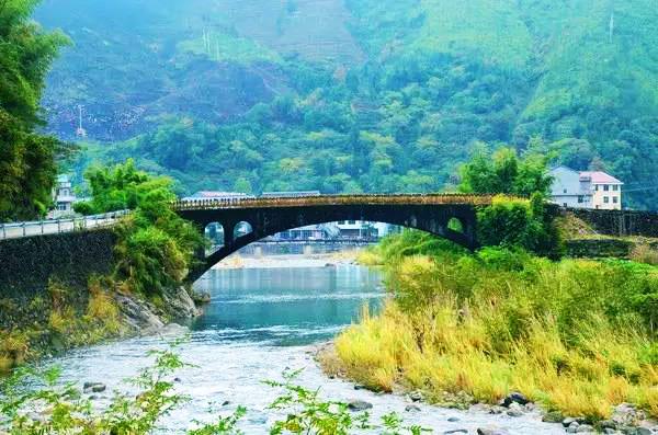 臺州布袋山景區(qū)鴻蒙原子化服務(wù).jpg