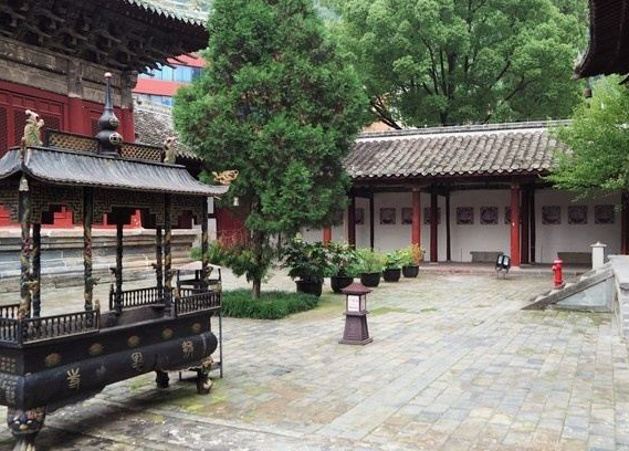 平武報恩寺智能手機導覽服務商.png