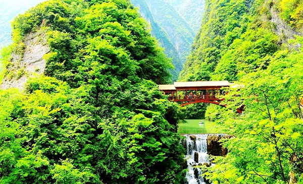 湖北五道峽風景區智能電子導覽.jpg