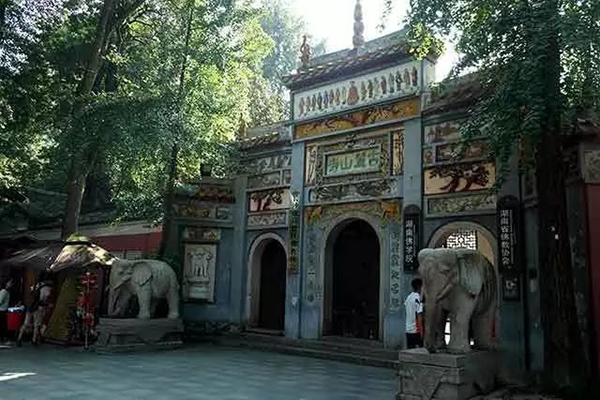 麓山寺智慧導覽系統.jpg