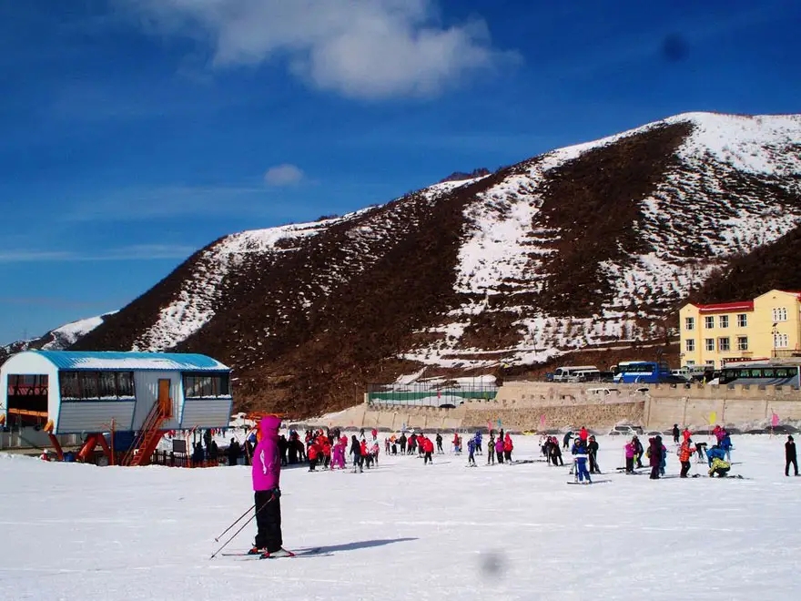 人臉識別閘機票務管理系統實現滑雪場管理數字化.jpg