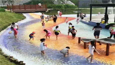 云南省迪慶市金色童年無(wú)動(dòng)力樂(lè)園成功升級(jí)智能計(jì)時(shí)收費(fèi)系統(tǒng).png