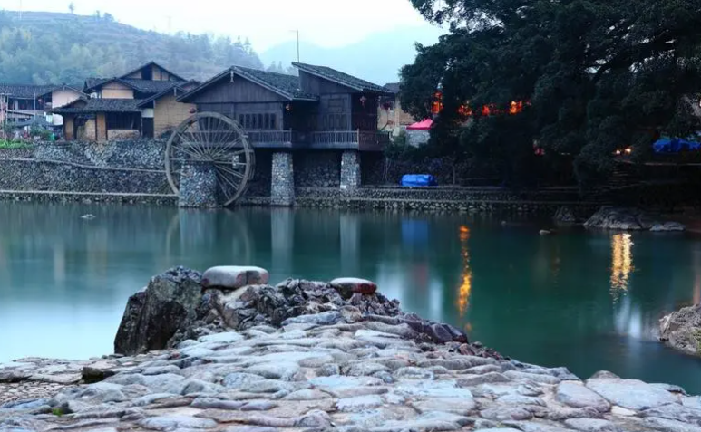 漳州云水謠古鎮(zhèn)景區(qū)多商戶自動分賬系統(tǒng)公司.jpg