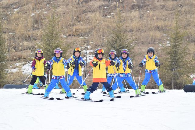 甘肅蘭州龍山國(guó)際滑雪場(chǎng)票務(wù)分銷系統(tǒng)哪家公司好.jpeg
