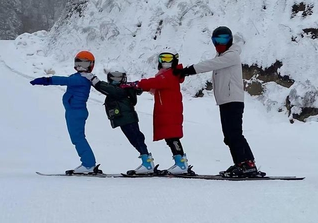 甘肅慶陽西峰隴東滑雪場票務系統多少錢.png