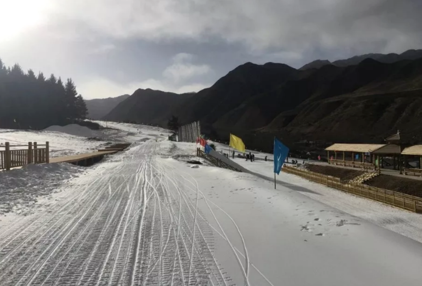 青海海東瞿曇國際滑雪場票務(wù)系統(tǒng)多少錢.png
