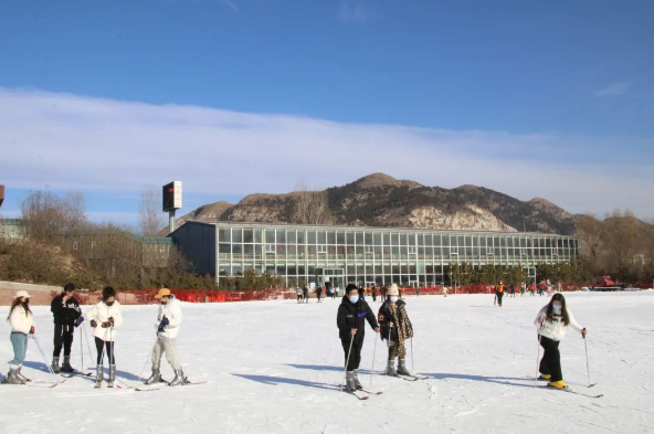 河北保定神湖四季滑雪場手環(huán)一卡通功能功能.png