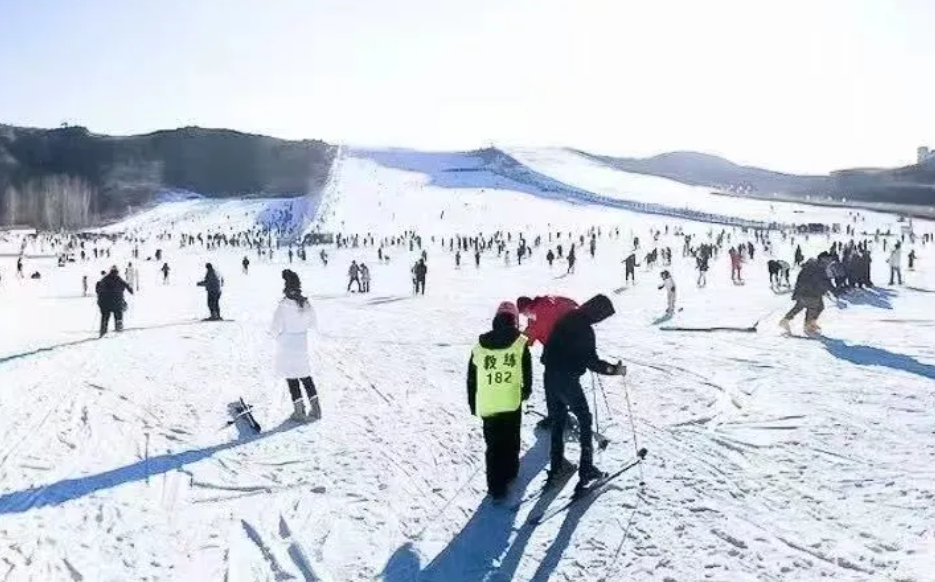 天津薊州盤山國際滑雪場電子票分銷系統(tǒng)多少錢.png