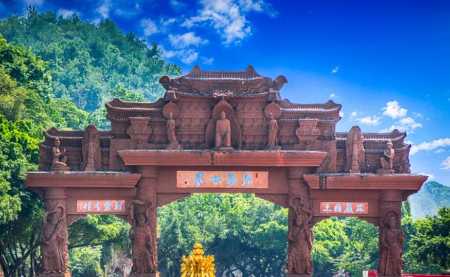 四川省樂(lè)山市樂(lè)山大佛風(fēng)景區(qū)票務(wù)系統(tǒng)小程序商城功能.png